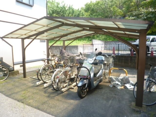 エステートピア吉川の物件内観写真