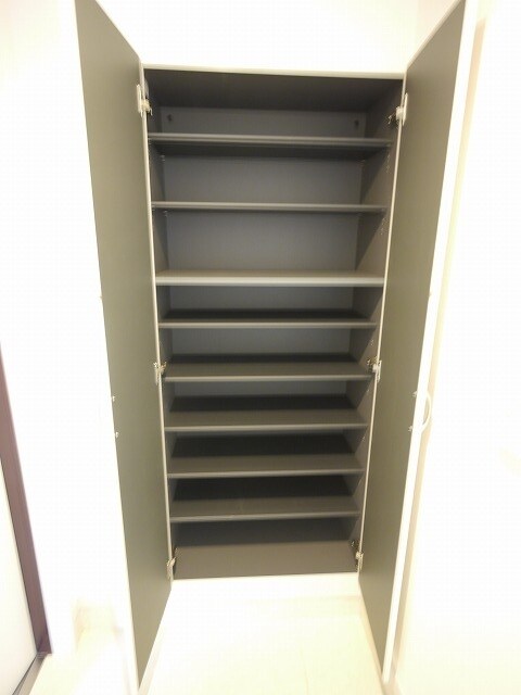 リブリカーサフェリーチェの物件内観写真