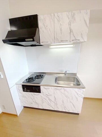 ロイヤルピジョン岩塚の物件内観写真