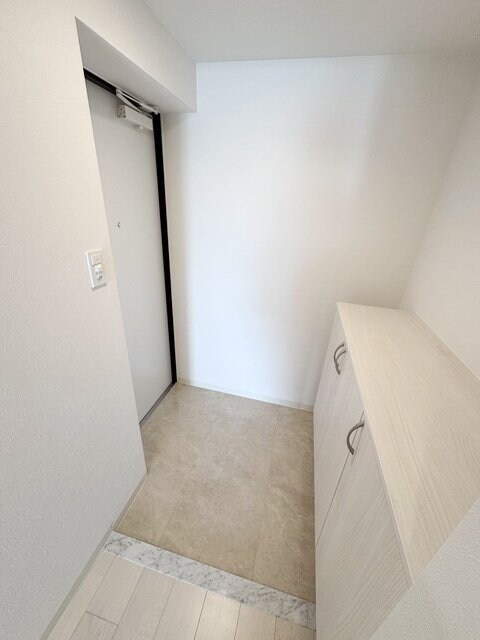 LOC’S Shonaidori(ロックスショウナイドオリ)の物件内観写真