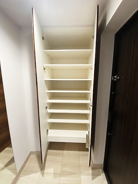 リーラ中野の物件内観写真