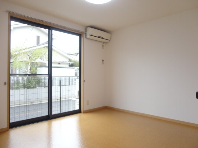 ガーデンヴィラの物件内観写真