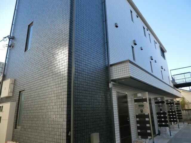 イル・ピーノの物件外観写真