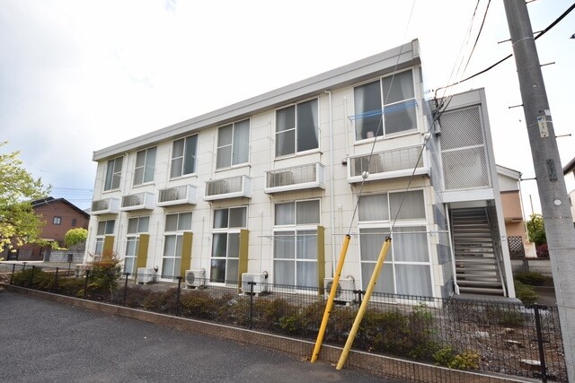 レオパレスチェリーの物件外観写真