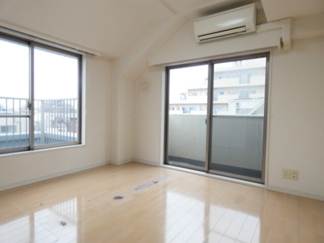 ステージファースト新中野の物件内観写真