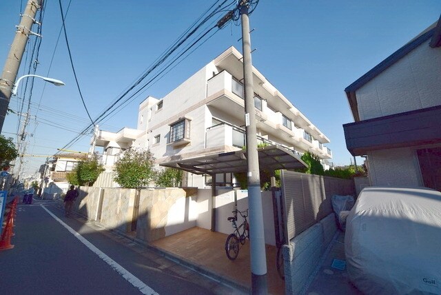 マリンコートの物件外観写真