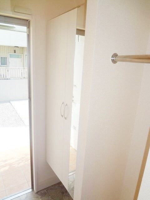 エバーグリーン栄の物件内観写真