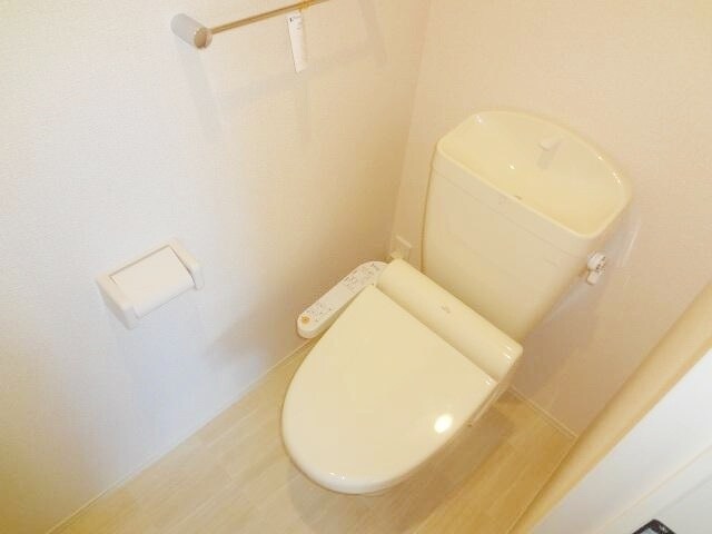 エバーグリーン栄の物件内観写真