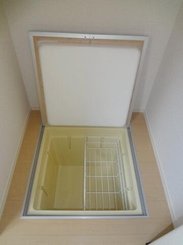 エバーグリーン栄の物件内観写真