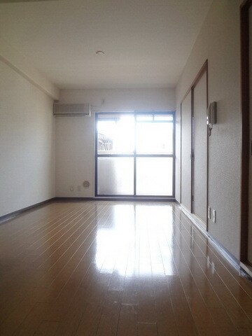 リーセントレジデンスの物件内観写真