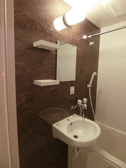 ＲＥＶＥ拝島の物件内観写真