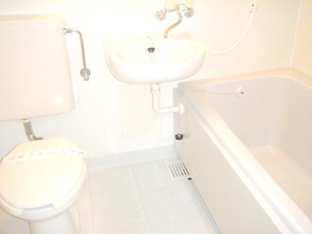 ファミーユフレールの物件内観写真