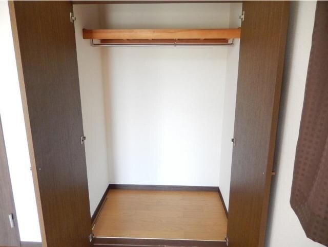 ガーデンシモＢ棟の物件内観写真