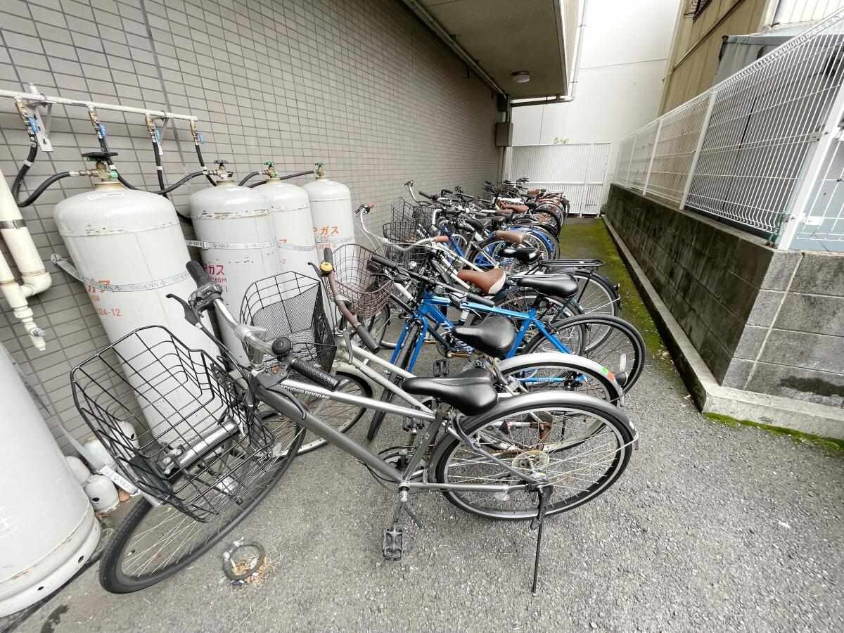 シャトール田口金沢八景の物件内観写真