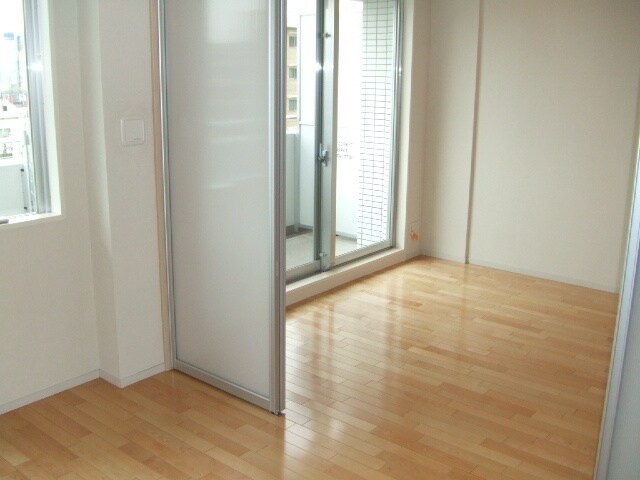 カスタリア鶴見の物件内観写真