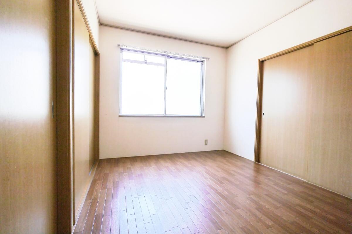 エステートピア山崎Ａの物件内観写真