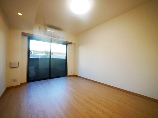 ルーブル武蔵中原弐番館の物件内観写真