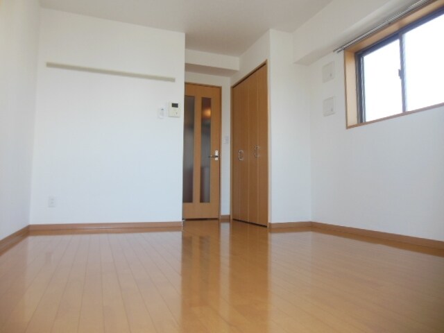 プレシエ新丸子の物件内観写真