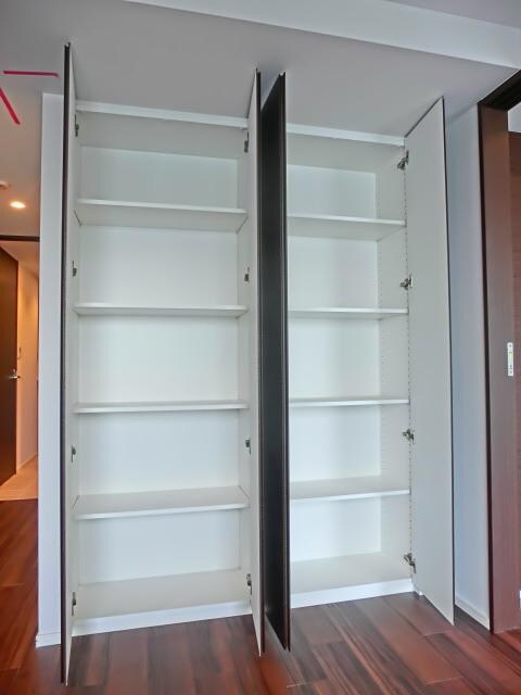 パークハビオ上野３丁目の物件内観写真