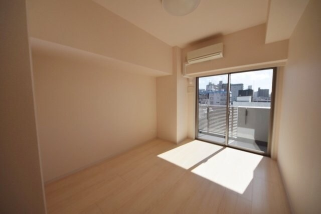 シュールフローレの物件内観写真