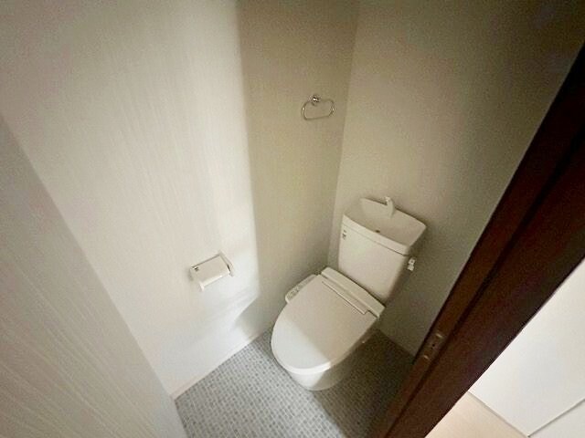 フラットバイレークの物件内観写真