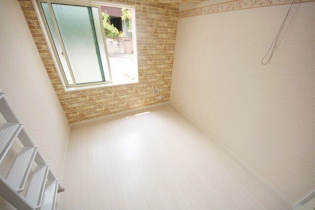 ユナイト妙蓮寺ストリングスの物件内観写真