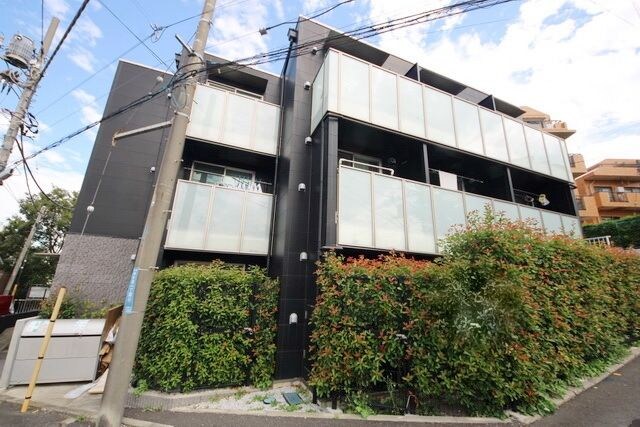 エフパークレジデンス妙蓮寺の物件外観写真