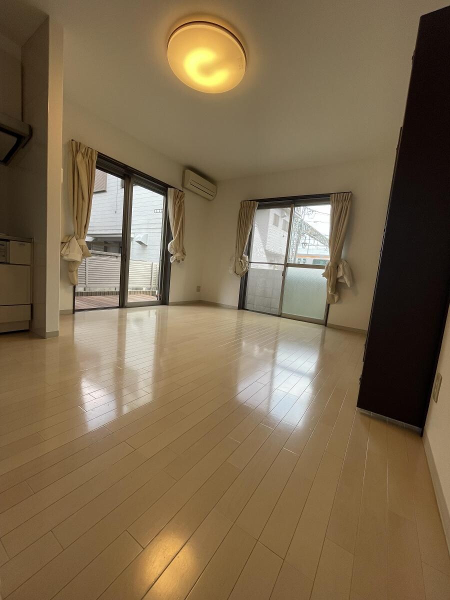 リーベＫ三鷹の物件内観写真