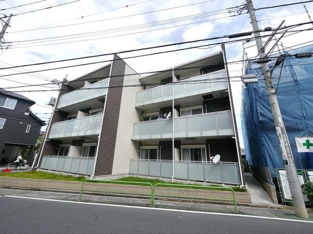 レオネクストラベンダーの物件外観写真