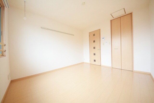 グラン・クェイルの物件内観写真