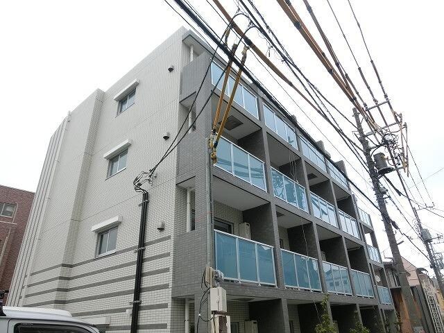 プレール・ドゥーク東中野の物件外観写真