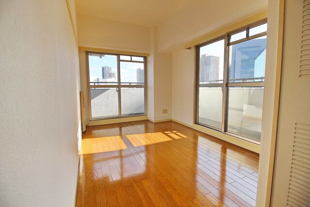 リプレ川口一番街６号棟の物件内観写真