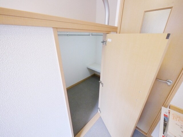 レオパレスプレミール中浦和IIの物件内観写真