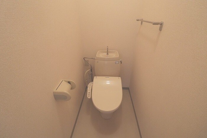 プリムヴェール弐番館の物件内観写真