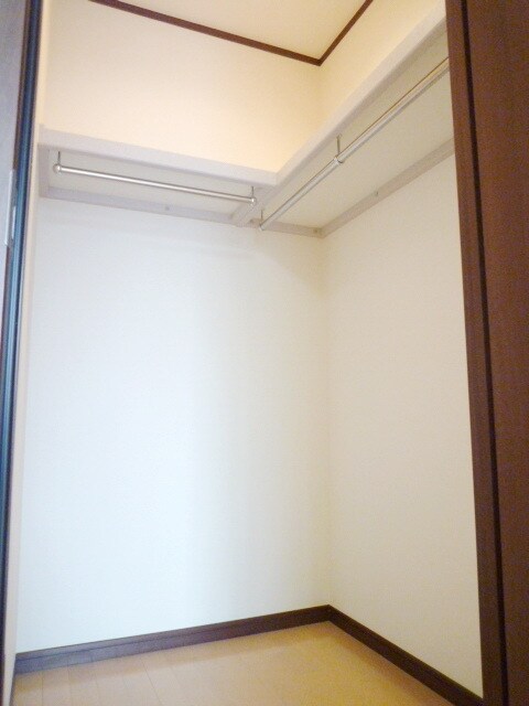 アンプルールフェールＴｈｅＥａｒｔｈの物件内観写真