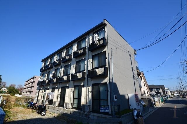 レオパレスキルシュバウムの物件外観写真