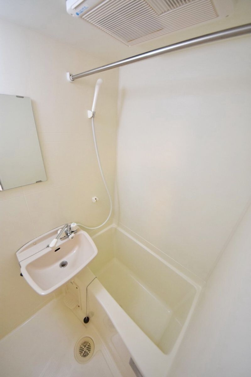 レオパレスプレステージ草加の物件内観写真