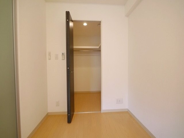 リリー・ラ・アルディスの物件内観写真