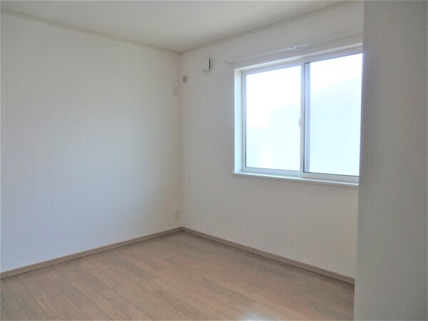 フォレストリーフタウンＣ棟の物件内観写真