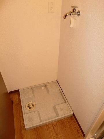 クレインコート弐番館の物件内観写真