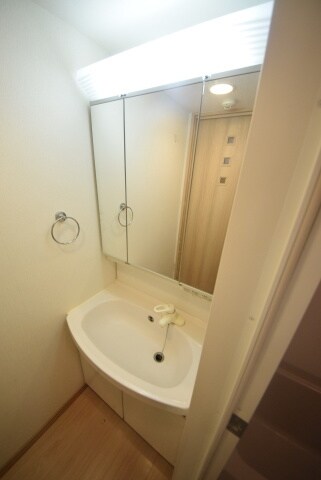 ルーブル中野富士見町伍番館の物件内観写真