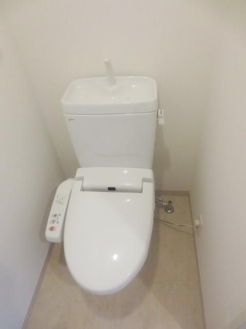 プライムアーバン目黒青葉台の物件内観写真