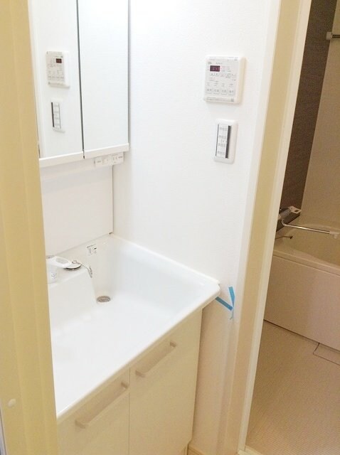 アドウビ学芸大学の物件内観写真