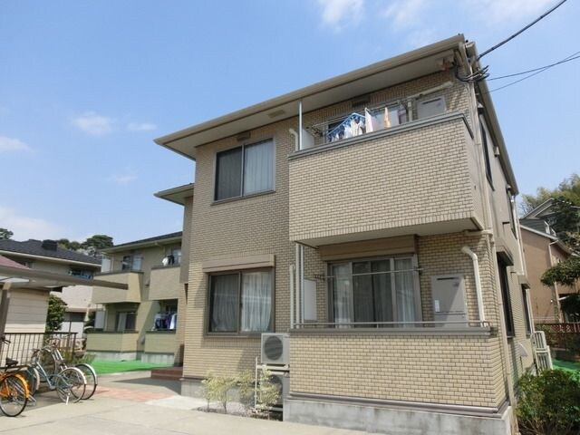 フォンターナの物件外観写真