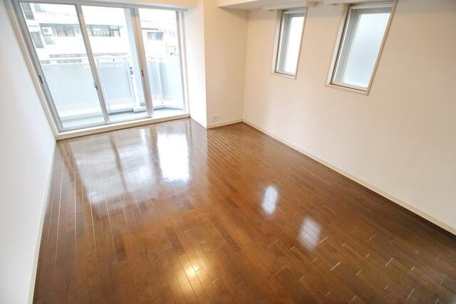 トレステージ目黒の物件内観写真