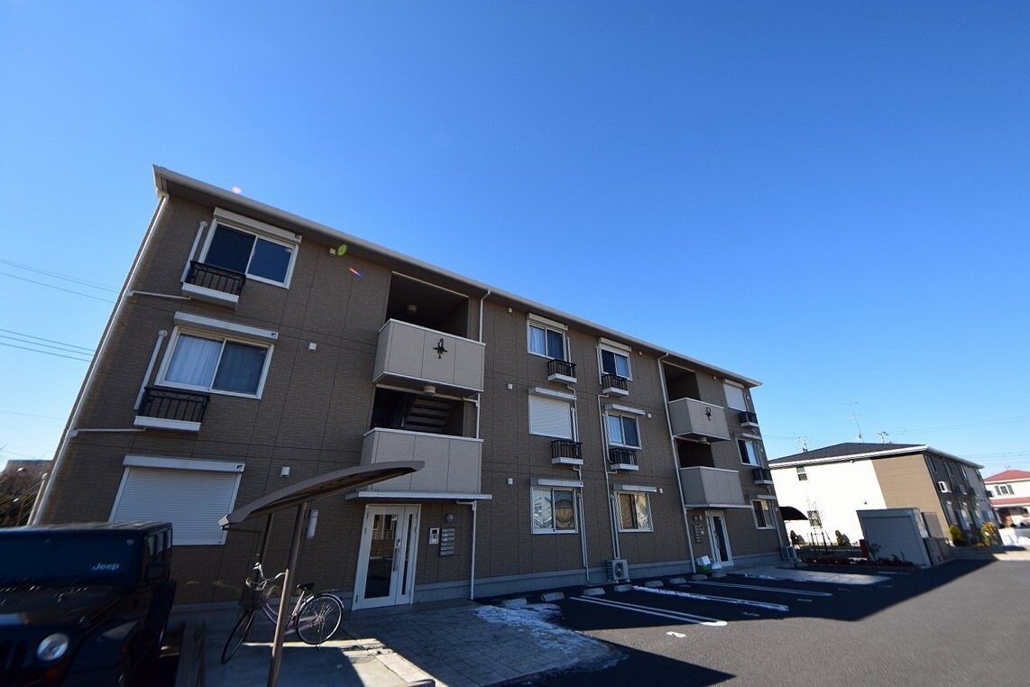 メゾンペールの物件外観写真