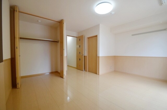 Ｉ.ヴィレッジ堀崎の物件内観写真