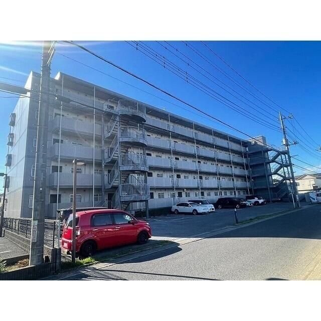 グランシャリオ千間台の物件外観写真