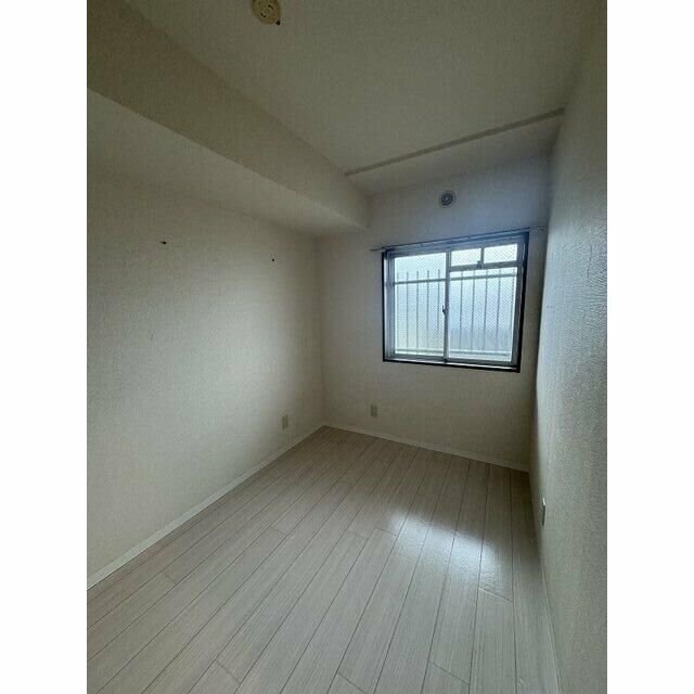 グランシャリオ千間台の物件内観写真