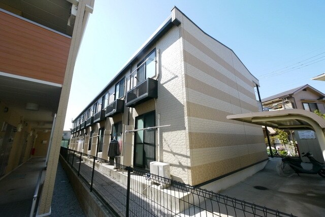 レオパレスコルサの物件外観写真